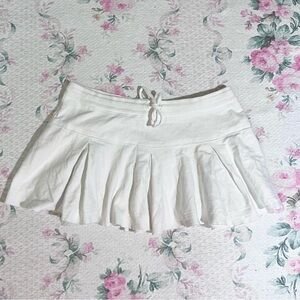 Vintage Victoria’s Secret Tie Pleated Mini Skirt